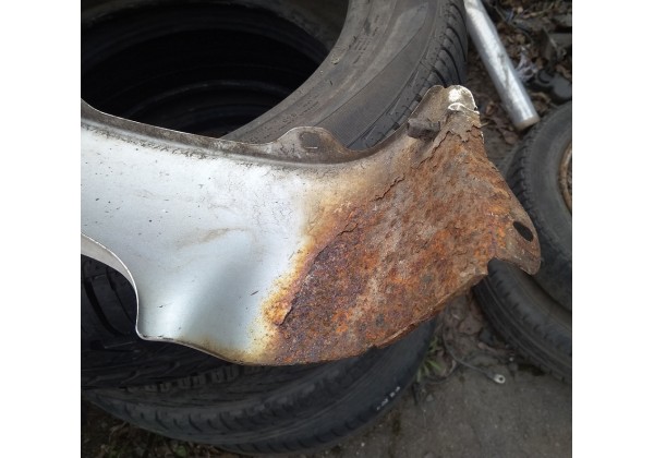 Крило переднє ліве Citroen C1, Peugeot 107